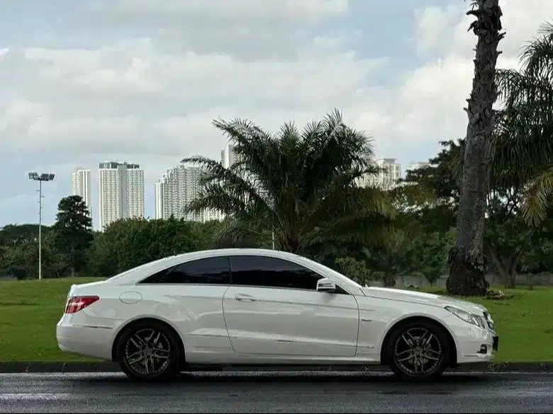 ODO 30rb ! MODS 50jt! Meredes Benz C207 E250 Coupe AT Full Opt Pano
