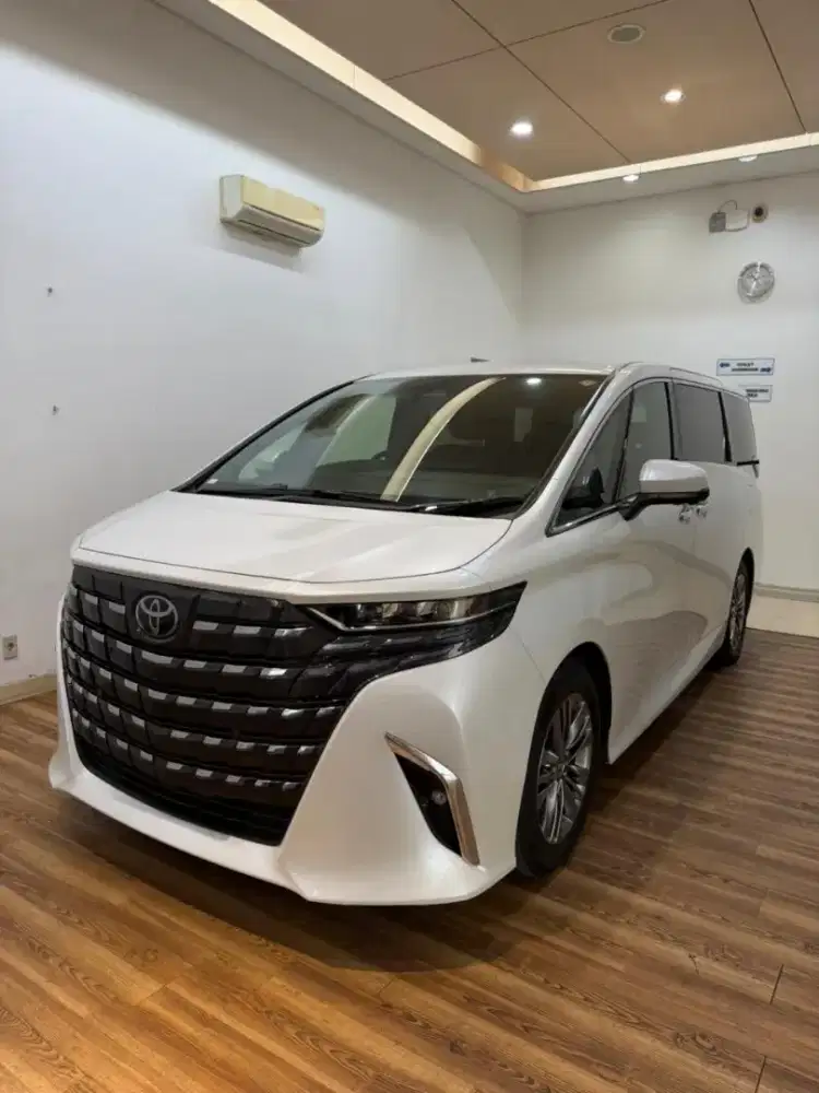 Toyota Alphard Z non hybrid