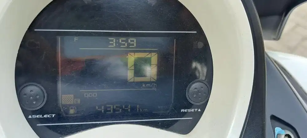 N-max Old 2018 - Putih - KM 43rb