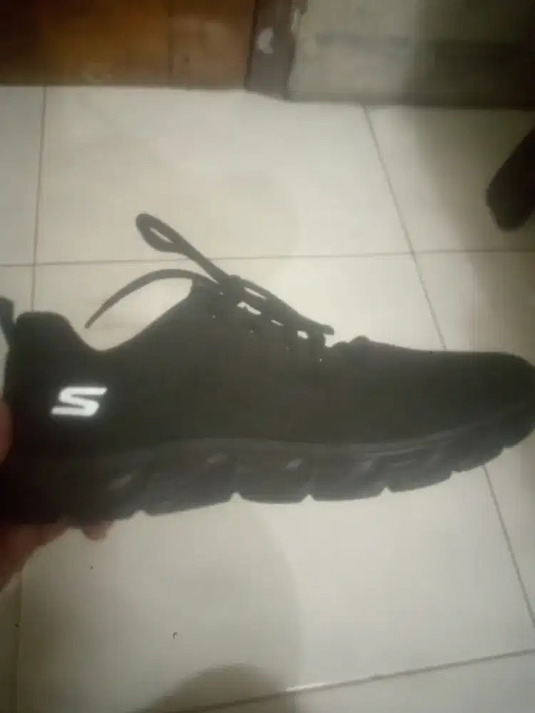 Sepatu Sneakers Skechers