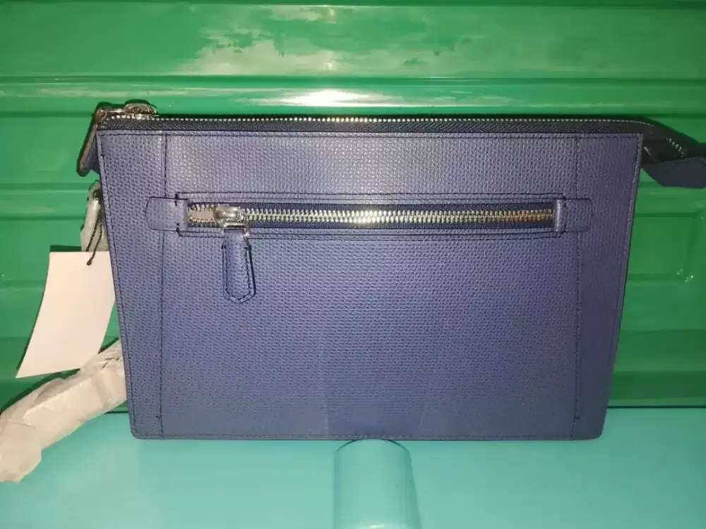 Handbag Pria Dan Wanita Merk Tumi