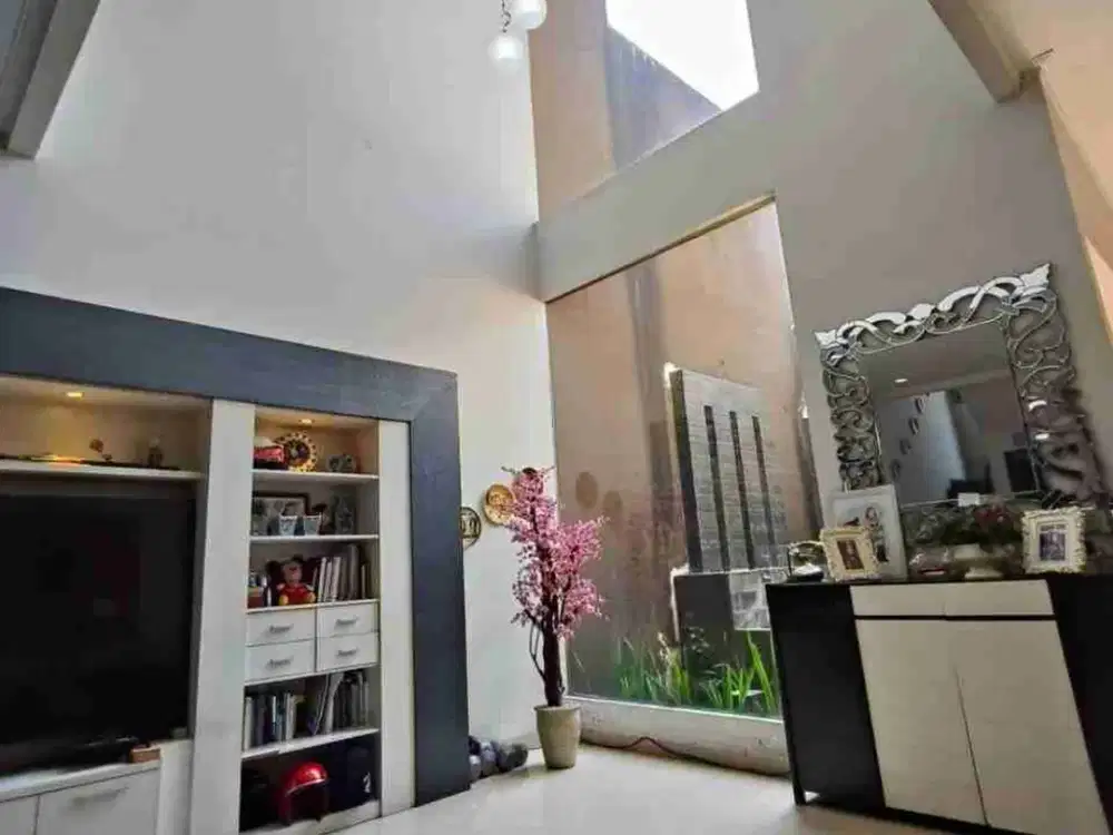 Rumah Bagus Cantik Komplek Batununggal Indah Bandung