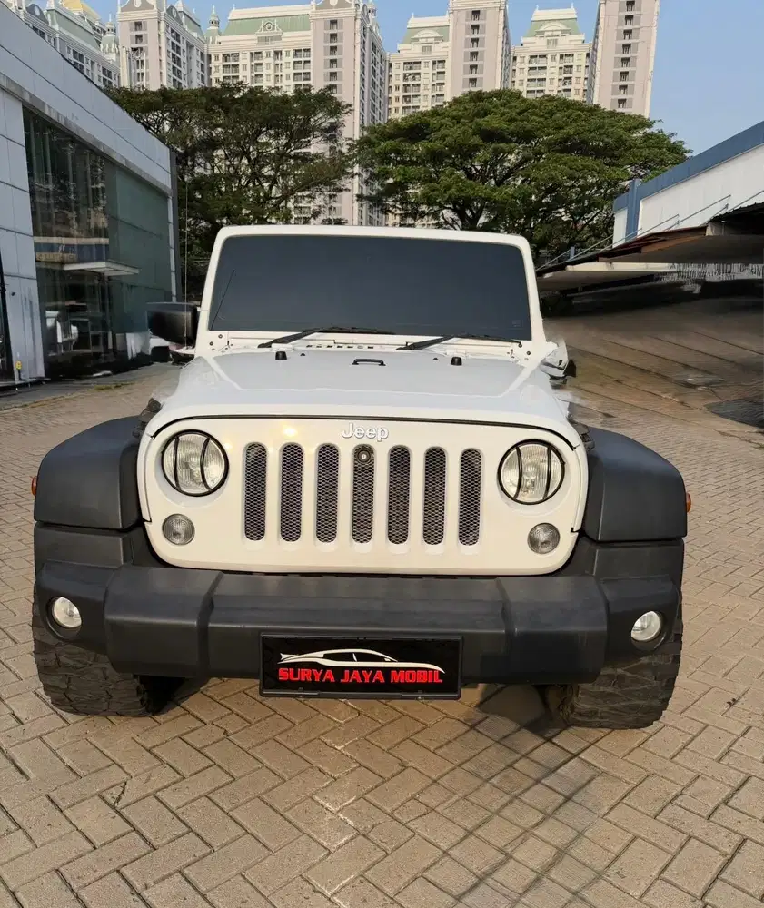 JEEP WHANGLER 2.8 Disel utimated 4 Door (4x4) Th 2014 Low km 67rb