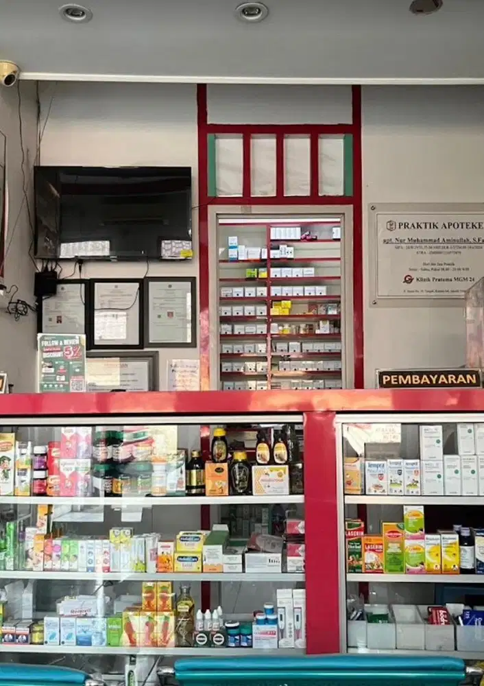 Di butuhkan administrasi klinik 24 jam