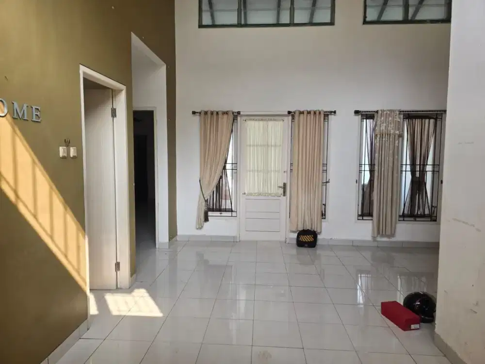 Disewakan Rumah Cantik Siap Huni Di Kemang Golf, Bekasi #4727