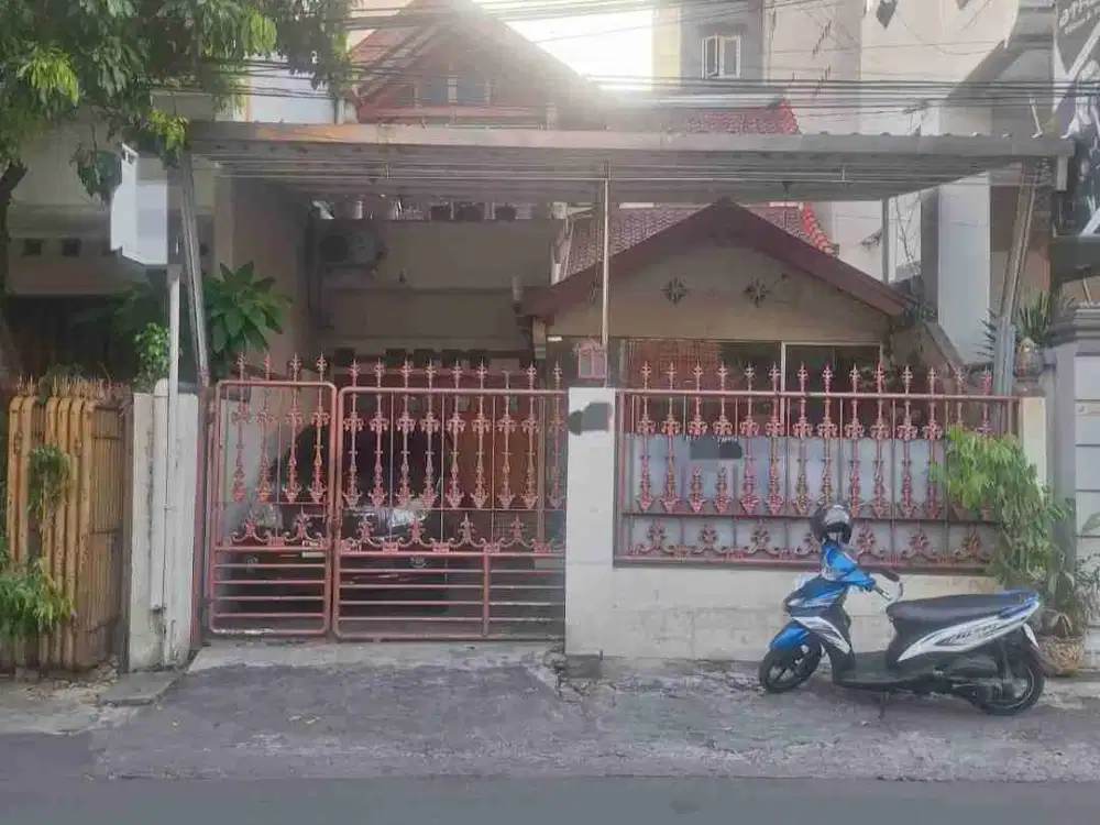 ( PUSAT KOTA ) RUMAH / KANTOR DI JL PEKUNDEN BARAT SEMARANG