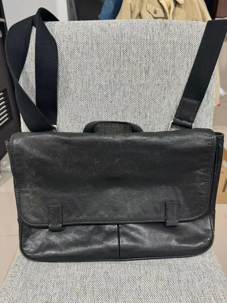 Sling Bag Fossil Kulit Asli