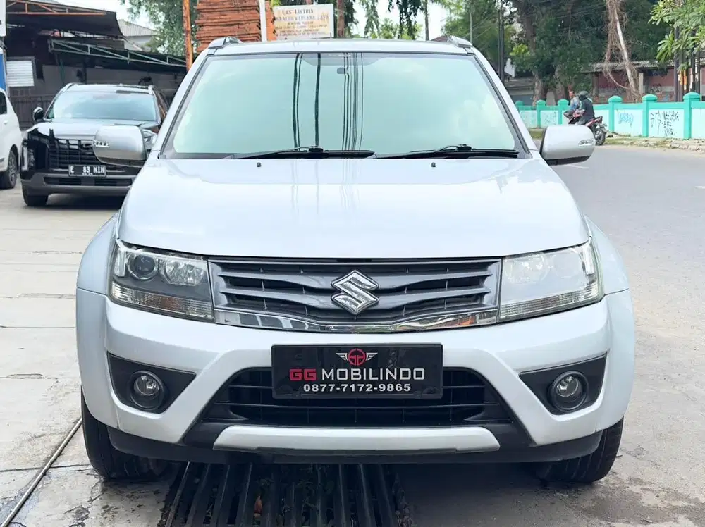 Suzuki Grand Vitara 2.4 JLX Automatic Th 2013