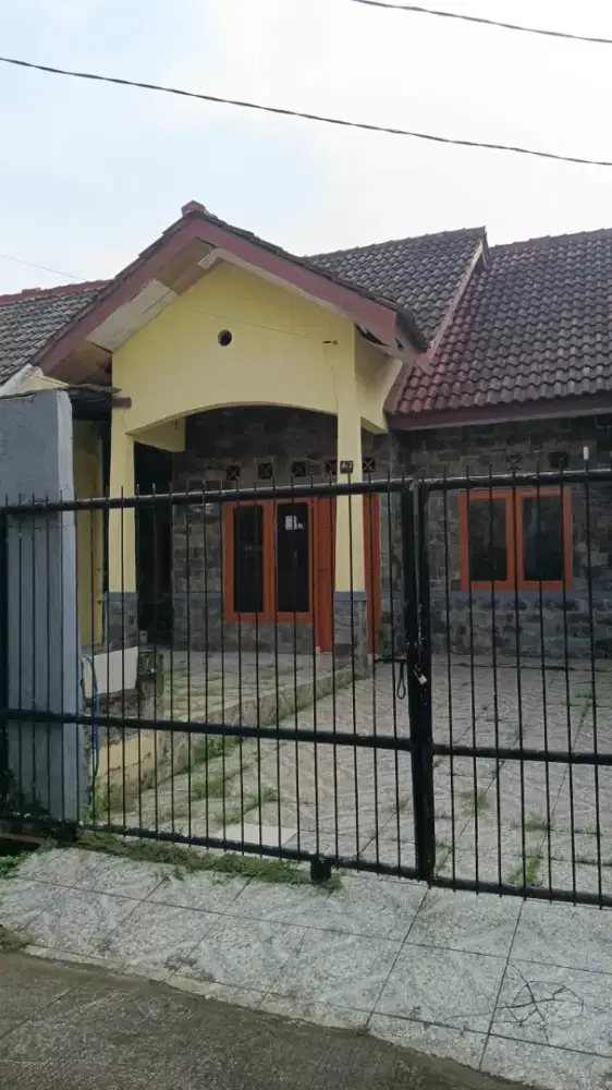 DIJUAL CEPAT RUMAH 1 LANTAI (BISA DINEGO) 2 KM