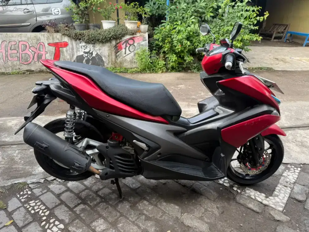 Yamaha Aerox THN 2018 plat B jakarta