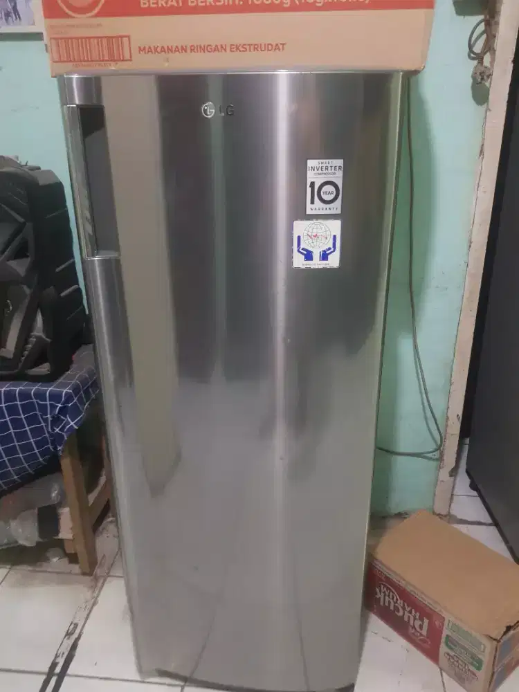 Freezer LG Asi/Es Batu Mulus
