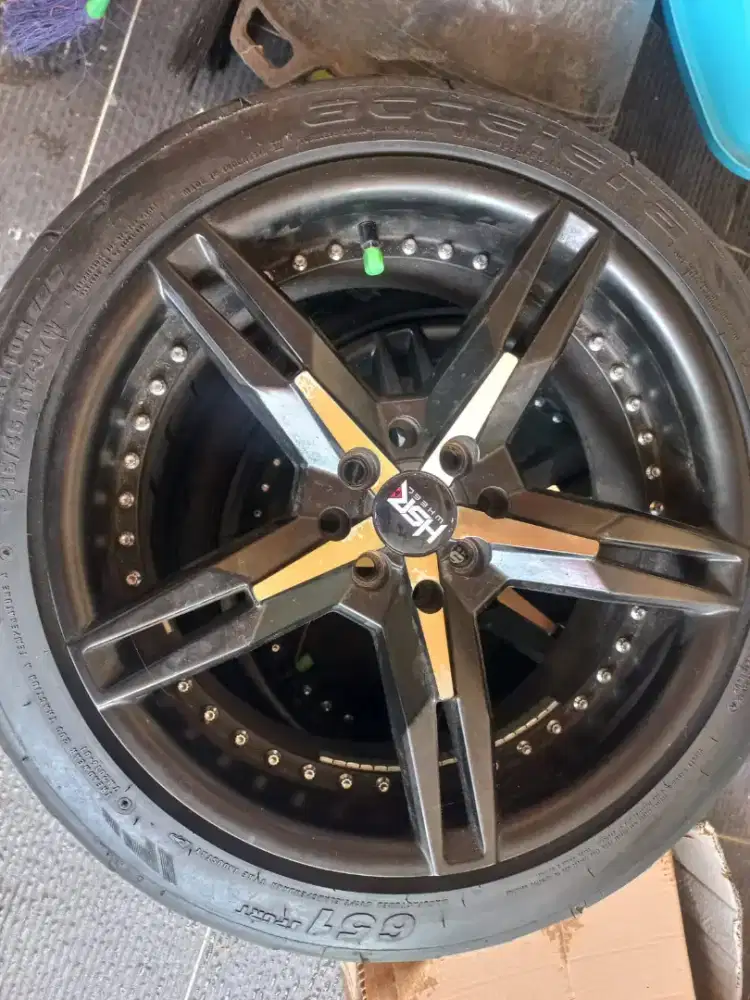 BAN + VELG HSR R17/215/45