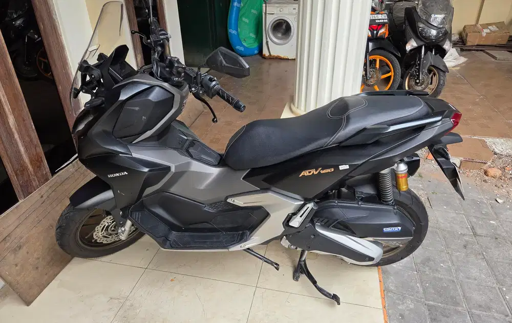 Adv 160 abs hitam 2024 terawat baik gbm