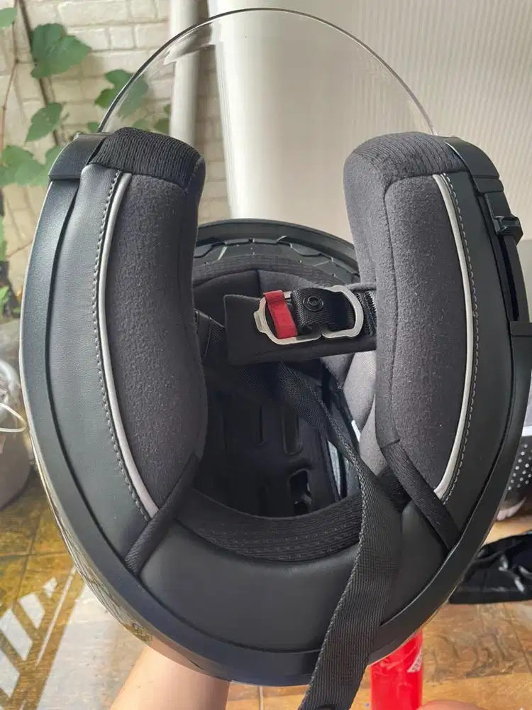 HELM HJC I31 BLACK GLOSY