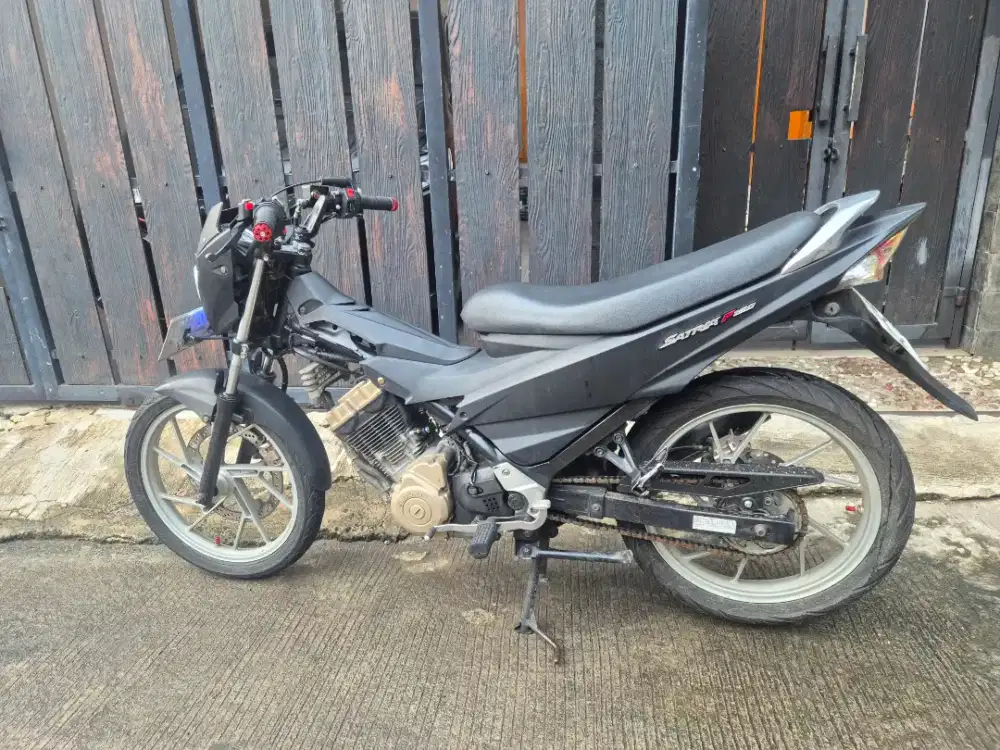 Dijual Satria Facelift Km. Rendah