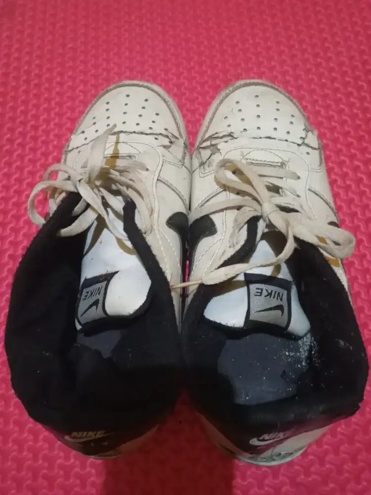 Sepatu pria nike