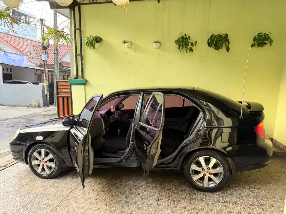 Dijual Hyundai Avega GX 2008 Manual