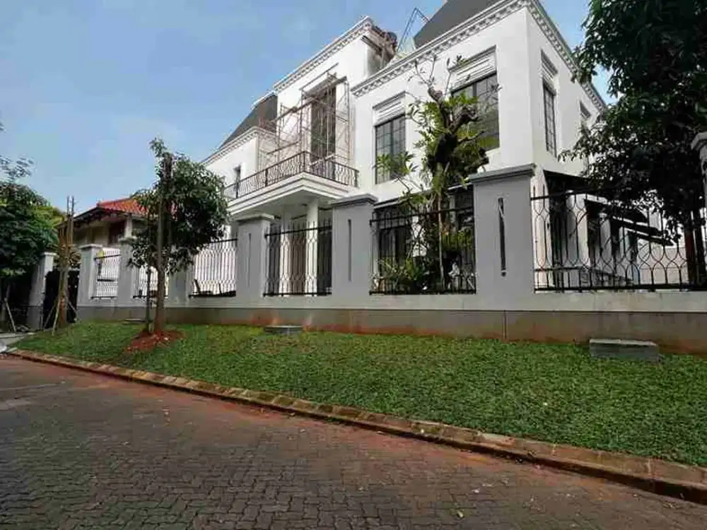 Mansion Dikawasan Elit Pondok Indah Siap Huni