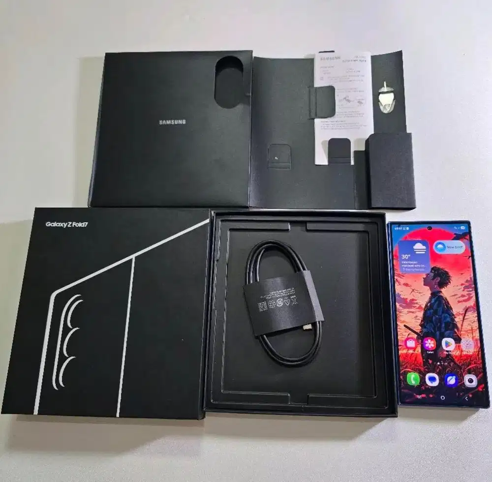 Samsung Galaxy Z Fold 7 12/256gb FULLSET SEIN RESMI