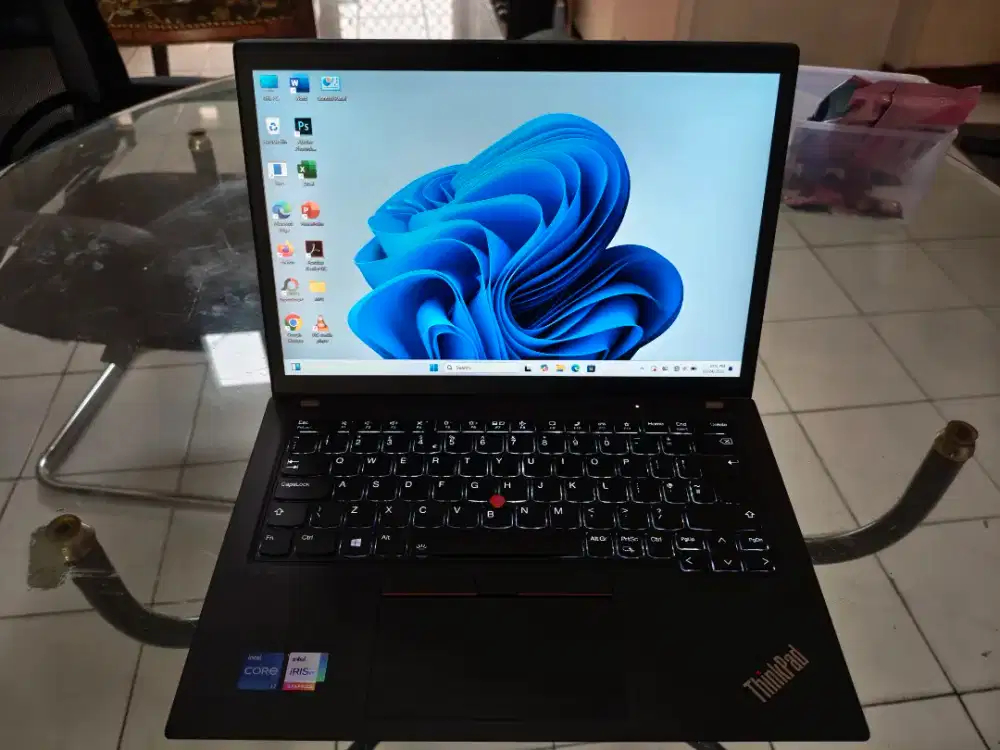 Lenovo Thinkpad X13 Gen2 Intel Core i7 Gen 11