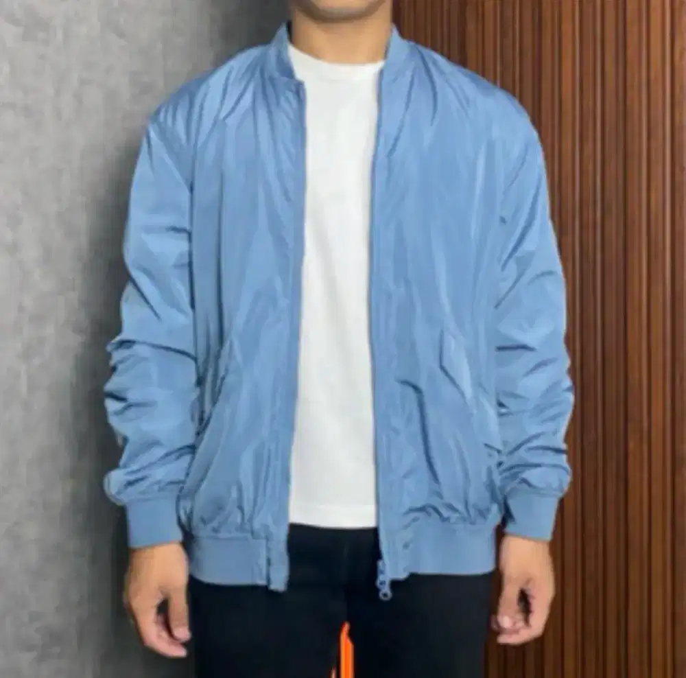 Jaket bomber pull & bear