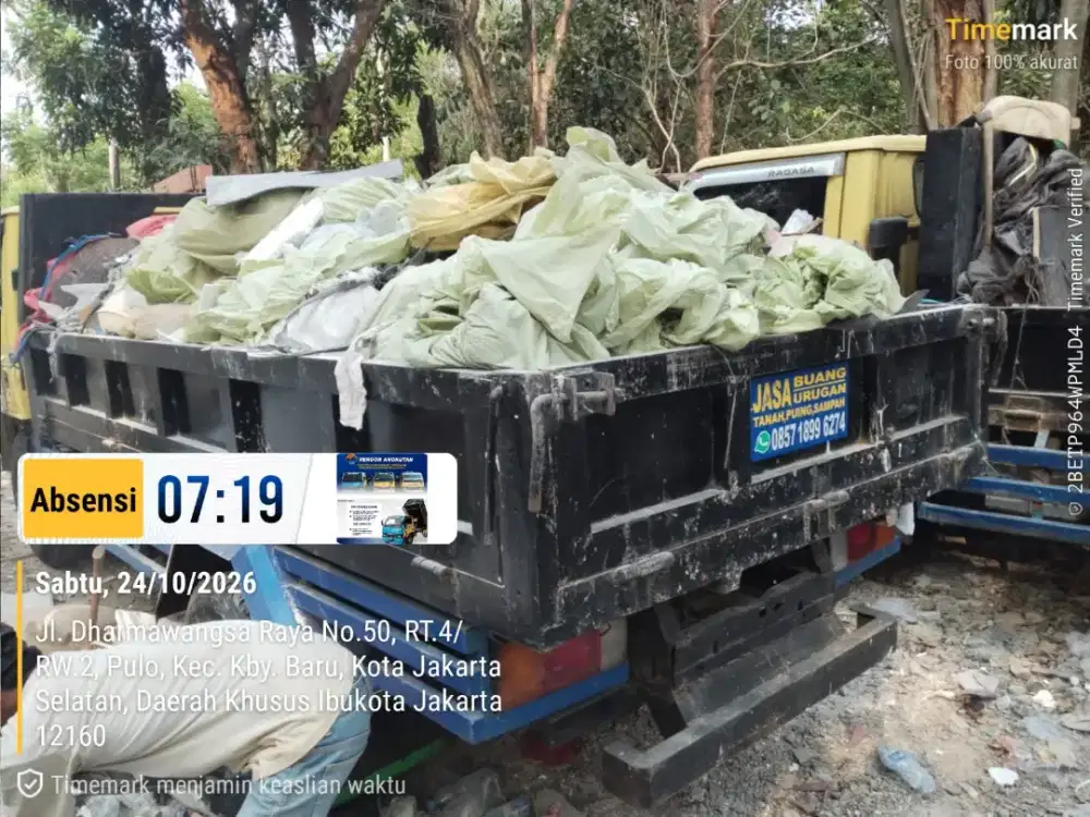 Jasa buang puing dan angkutan sampah
