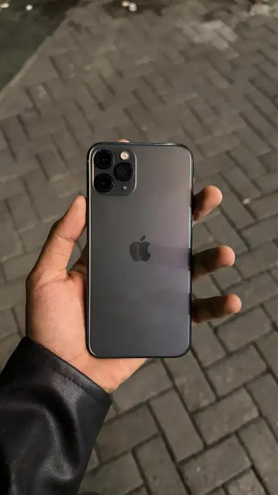 IPhone 11 PRO 64 GB Whitelist