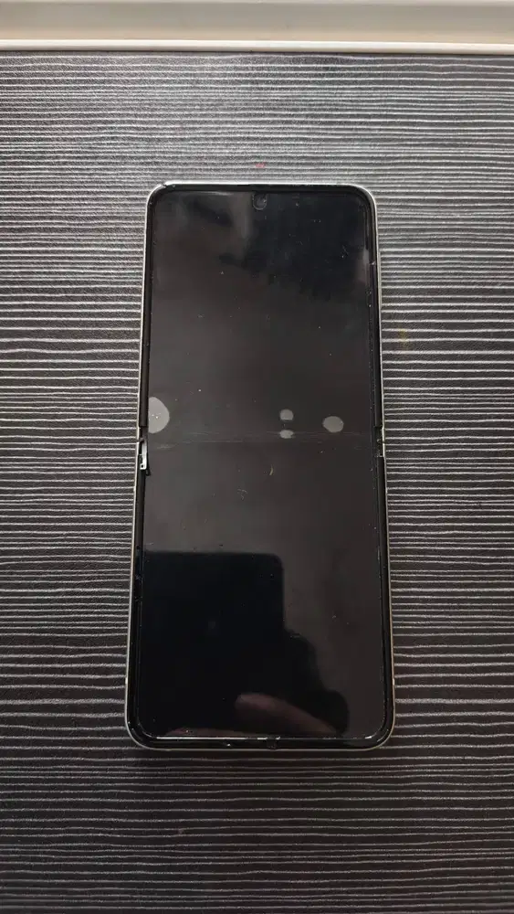 LCD dan Baterai Samsung Flip 3