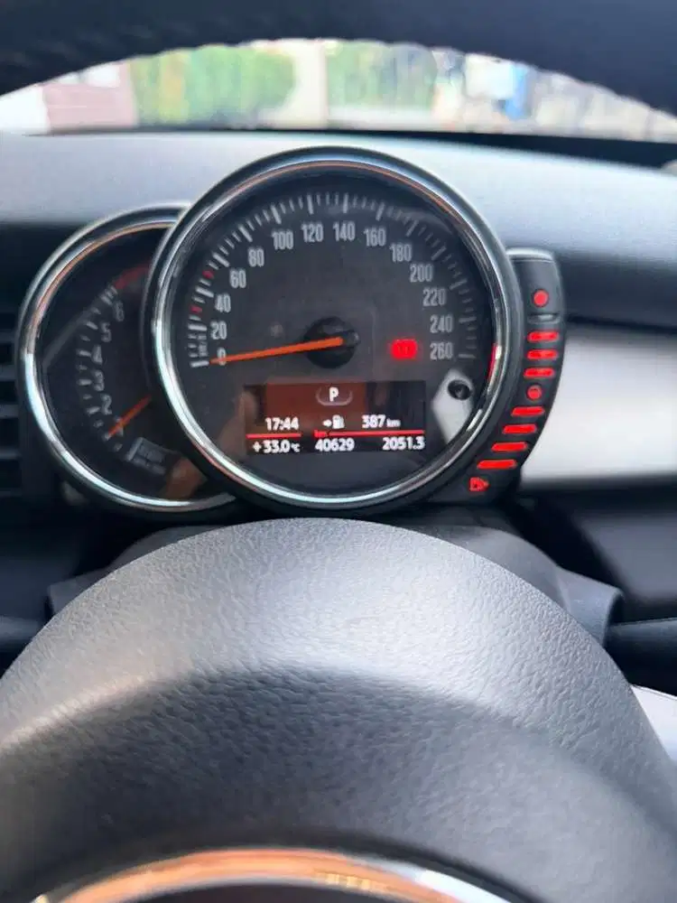 Mini Cooper 5 Door 2015 Bensin
