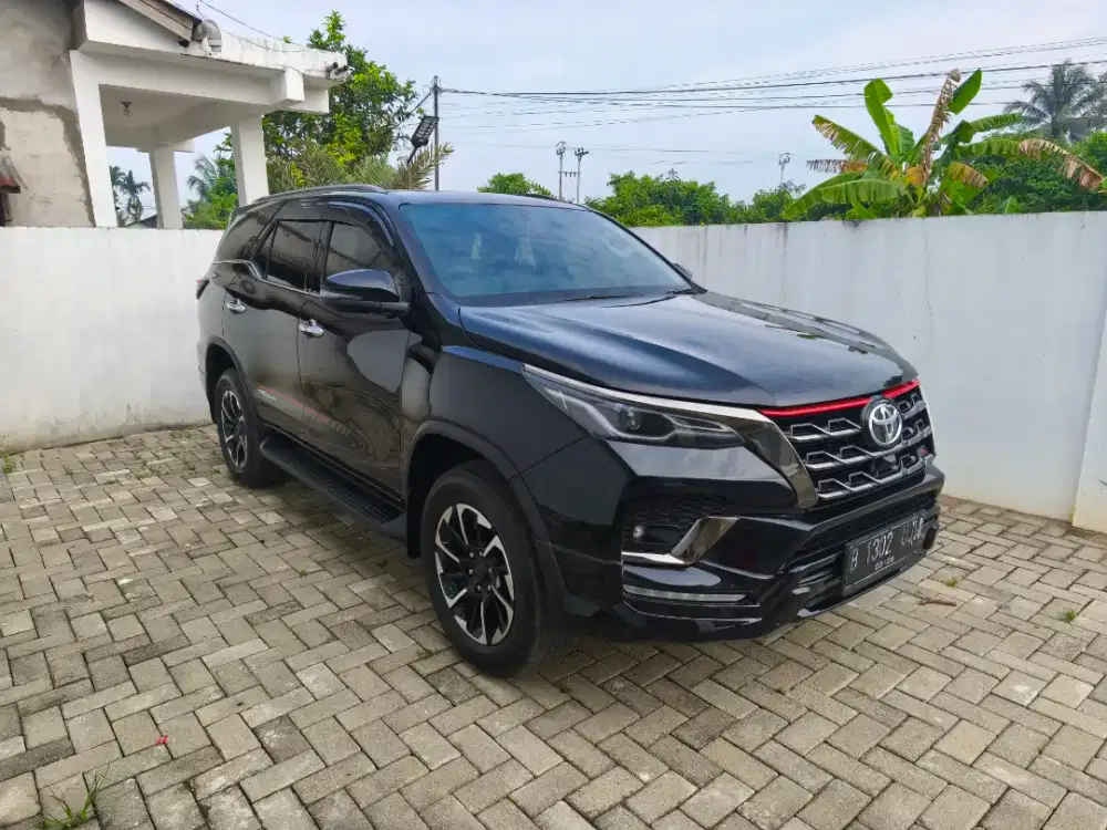 Toyota Fortuner VRZ TRD Sportivo Diesel Matic Tahun 2021