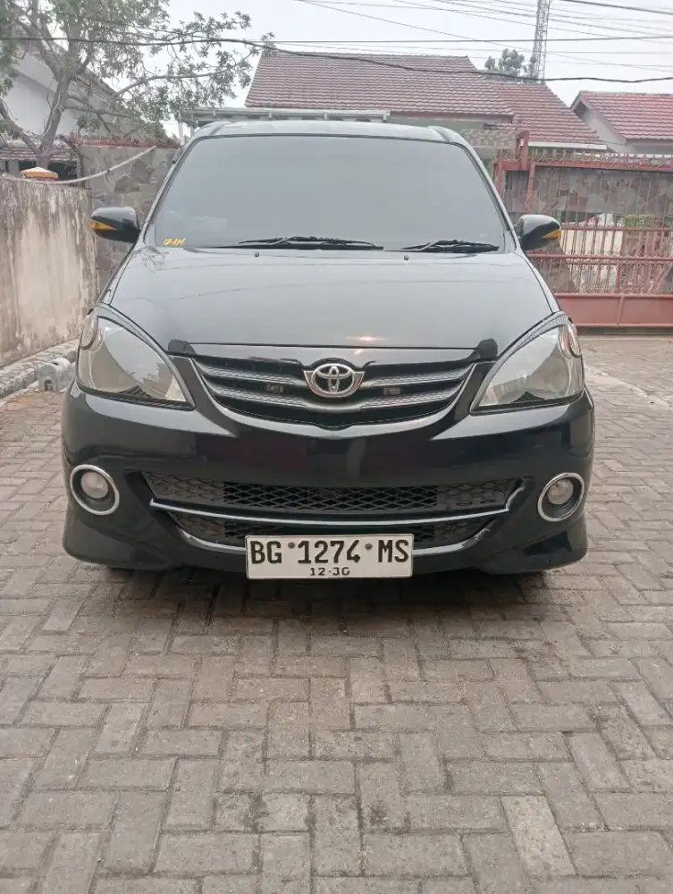 Toyota Avanza s