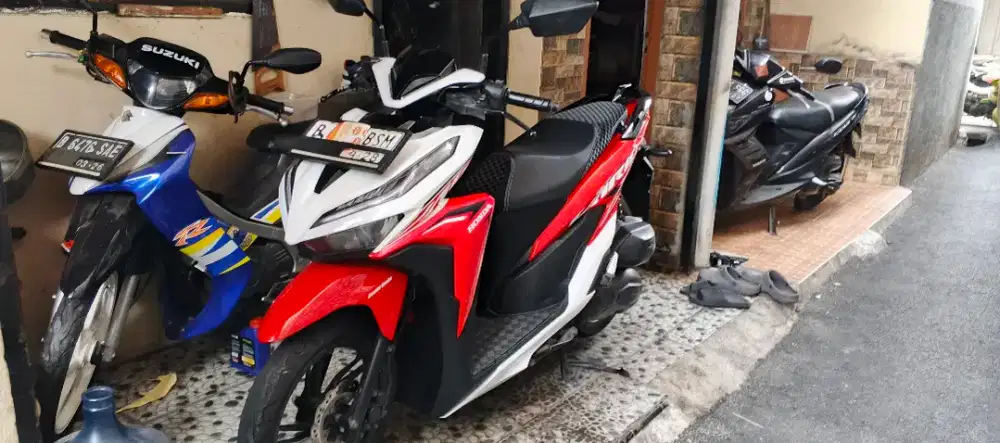 HONDA VARIO 150 TAHUN 2018 KEYLESS MOTOR MULUS PAJAK HIDUP