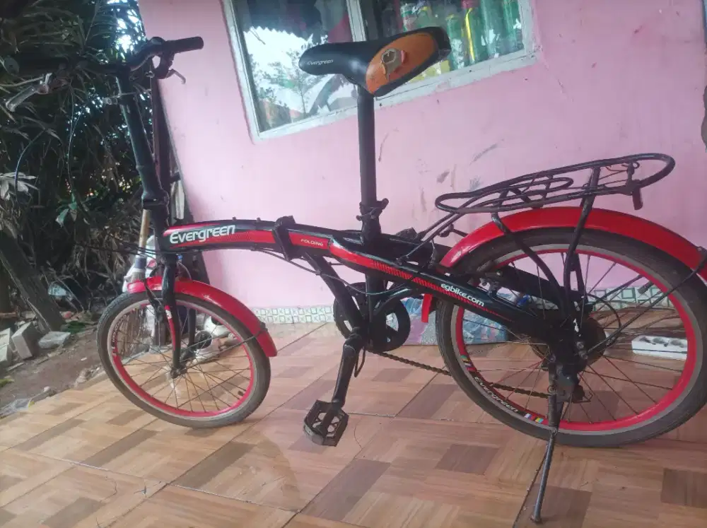 Sepeda lipat Evergreen