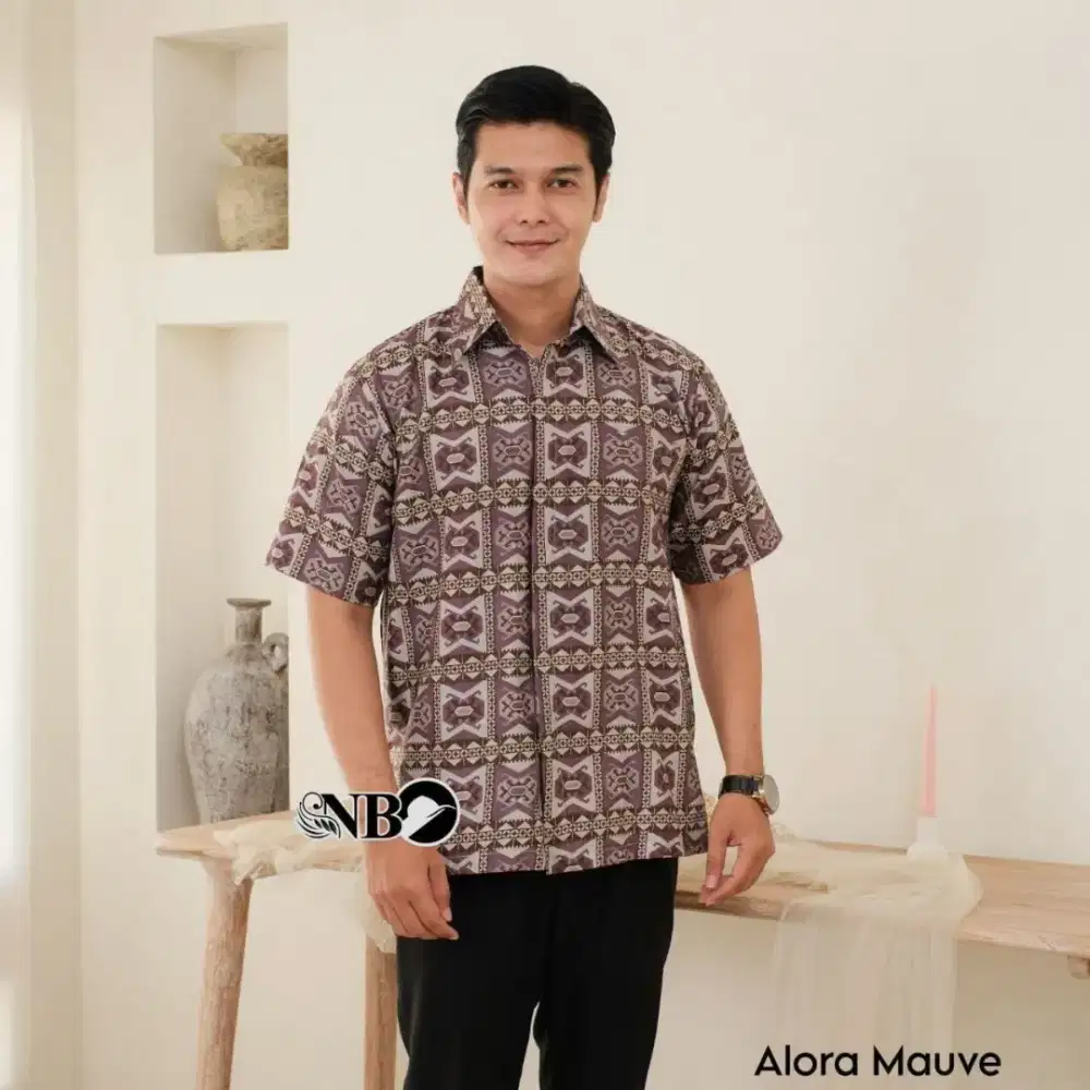 Kemeja batik modern