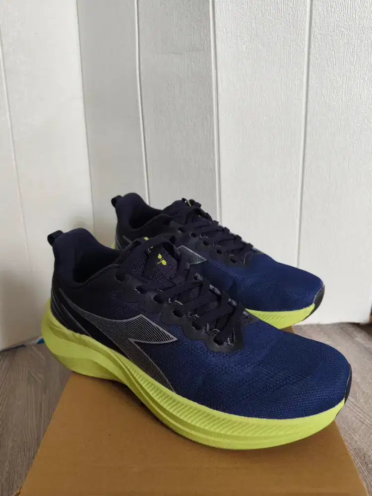 Sepatu Diadora Riklyn Men Navy Green Size 41