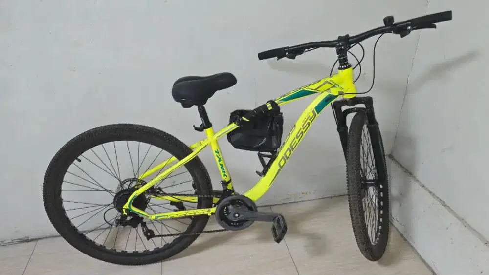 Sepeda Gunung MTB 27.5 merk Oddessy