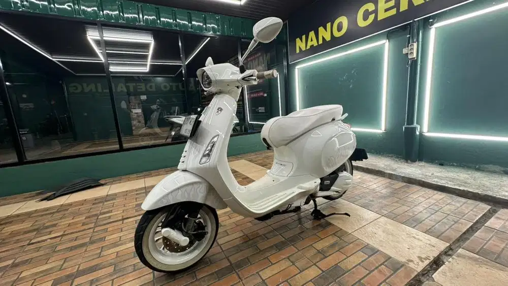 Dijual Cepat!! Vespa Sprint Justin Bieber 150cc Edisi Kolektor