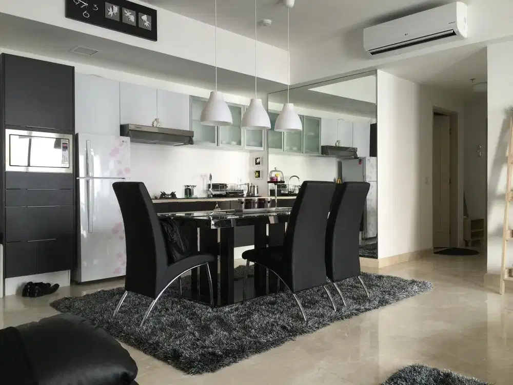 Jual cepat Apartemen mewah The Peak Residence,Surabaya