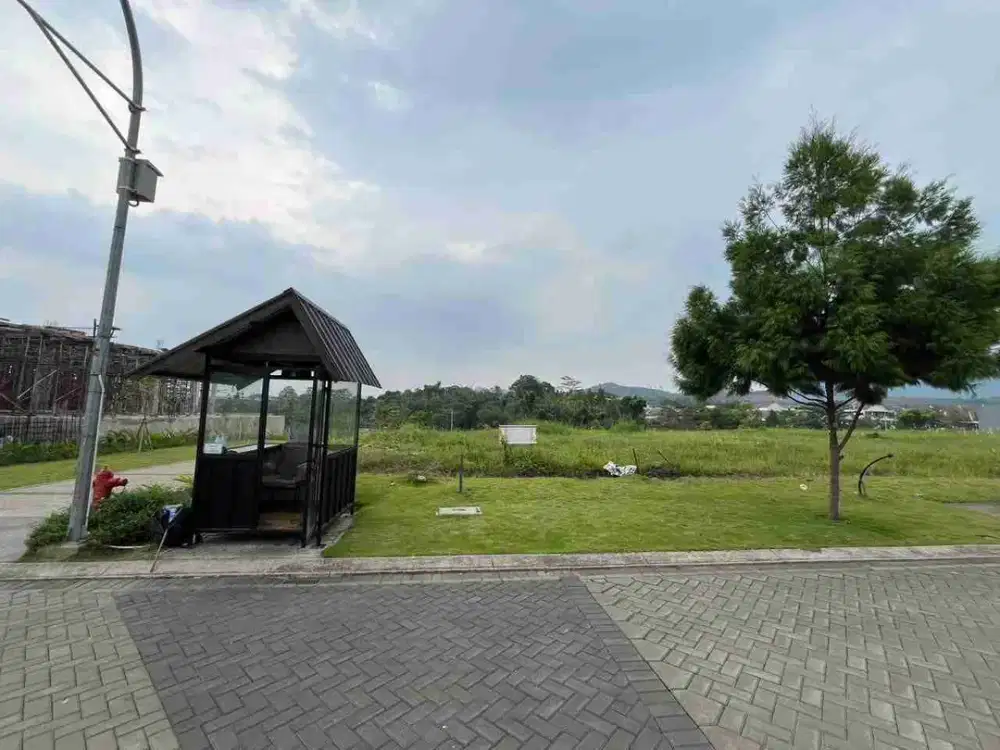 Dijual Tanah Matang Punya 3 Muka di Komplek Elit Kota Baru Parahyangan