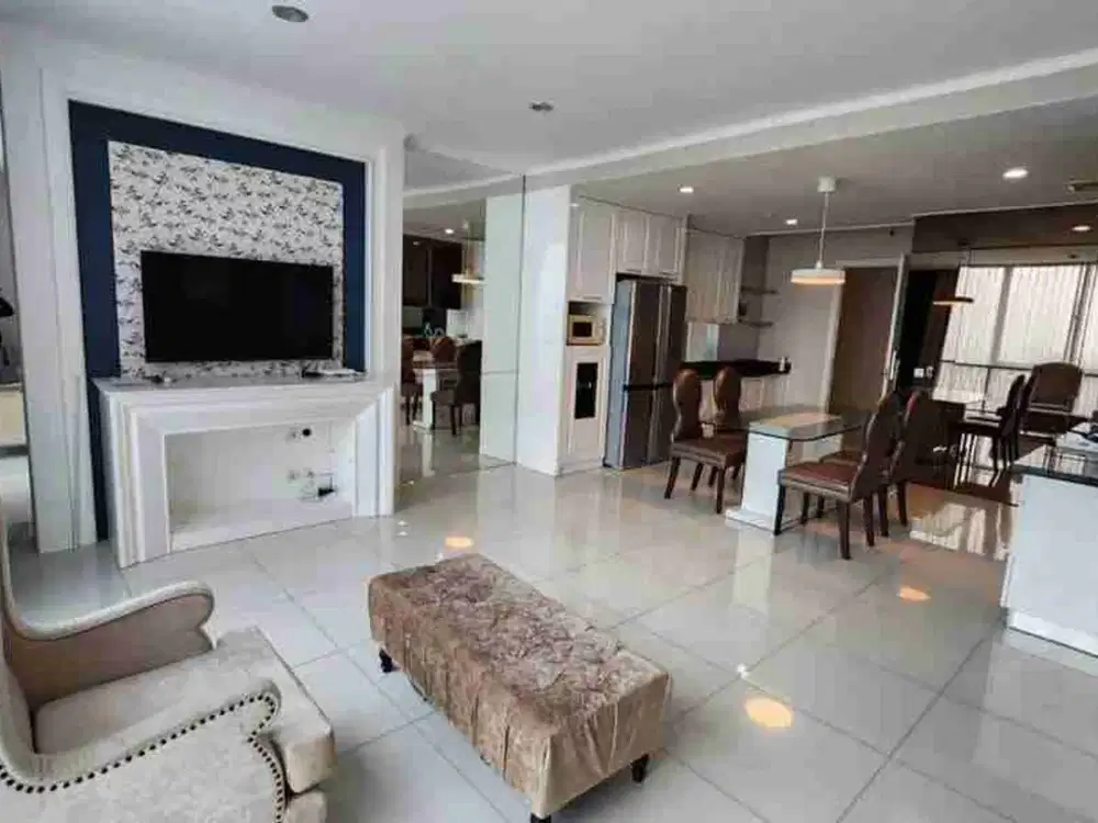 Apt. VIA Ciputra World 3BR Mayjen Sungkono Surabaua