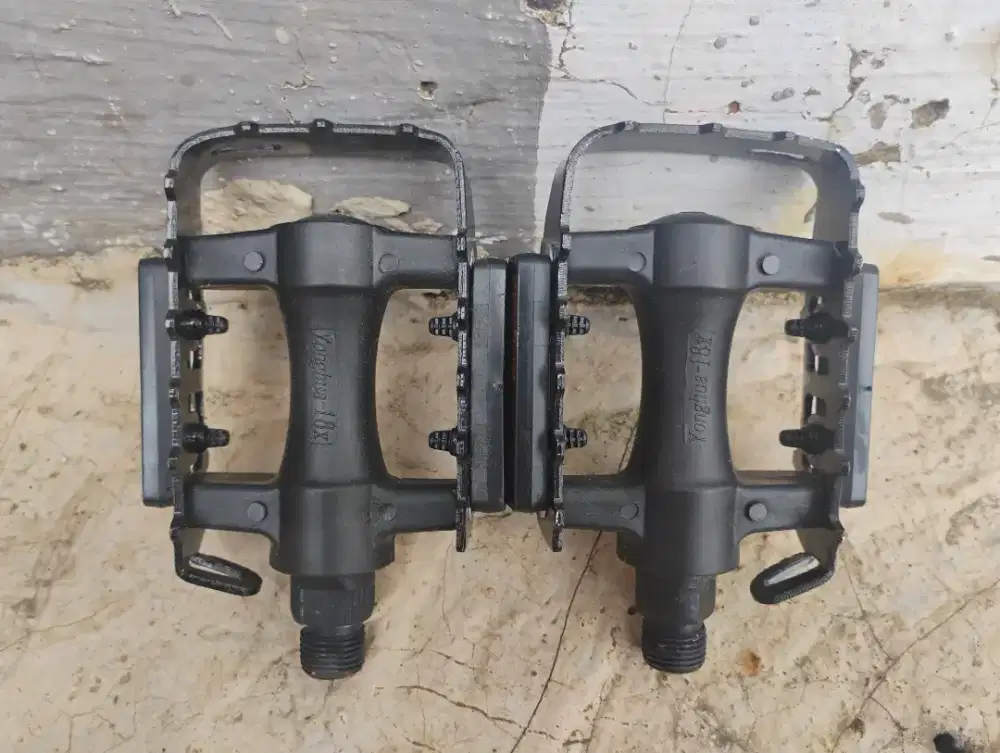 Pedal Sepeda Baru bahan Metal