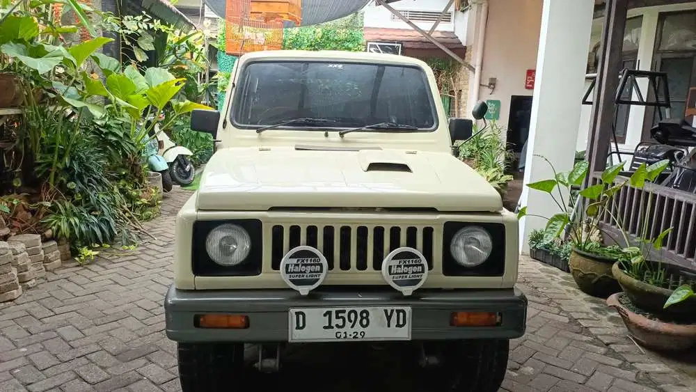 Suzuki Jimny 1989 Bensin
