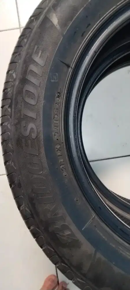 Ban bekas masih bagus
