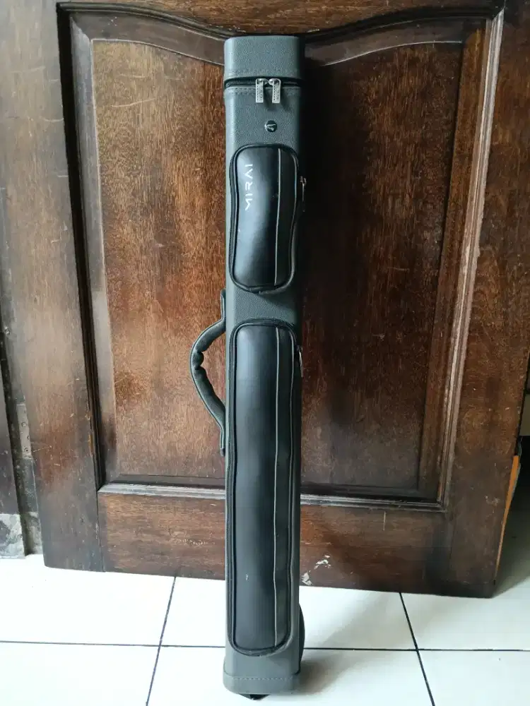 Tas Mirai 3x4 grey and Shaff Cuetec+Butt Custom Ebony good codition