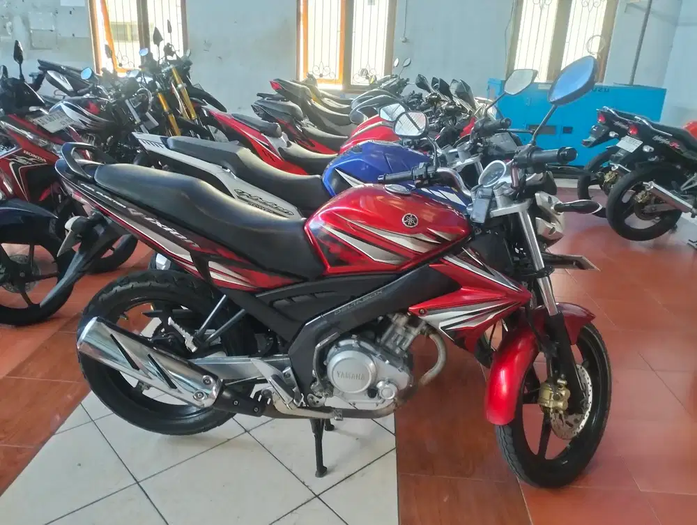 Di jual Vixion 2014