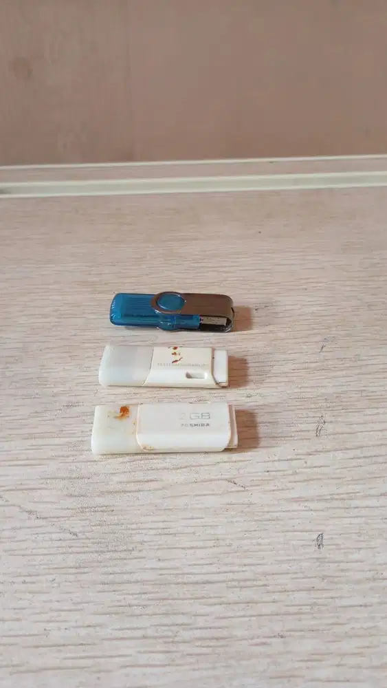 PAKET 3 FLASHDISK BEKAS — SEMUA NORMAL!