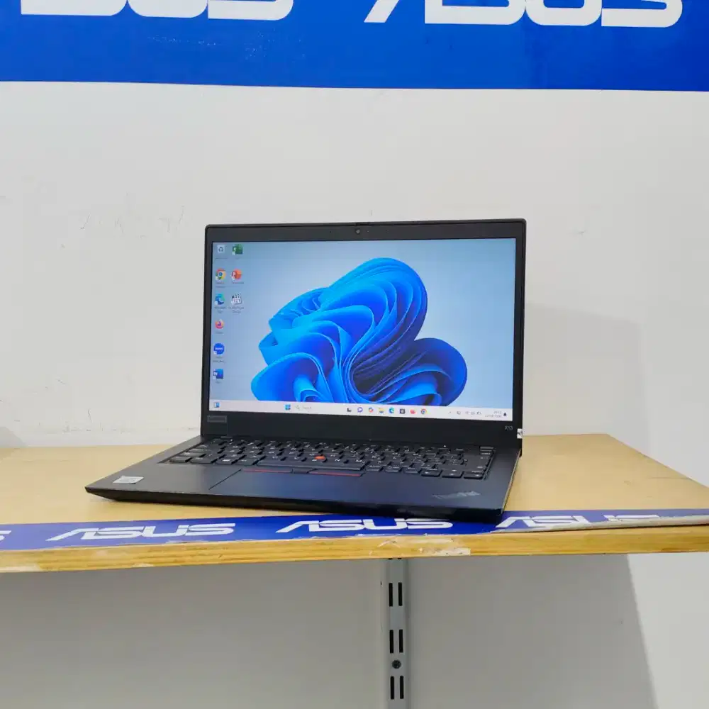 JUAL MURAH Laptop Second THINKPAD X13 I5 - 10th (8GB/SSD 128GB)