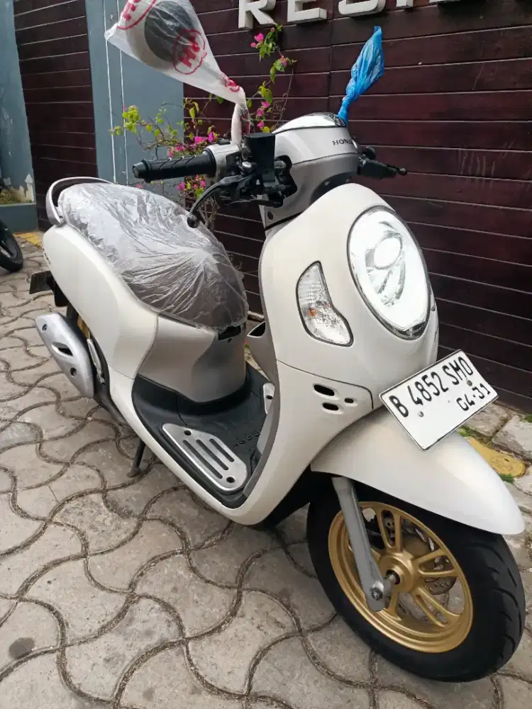 DIJUAL CEPAT HONDA SCOOPY KYLESS PRESTIGE