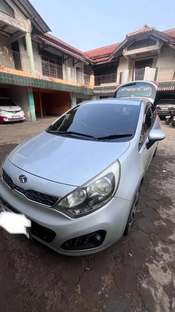 Kia Rio 2012 Bensin
