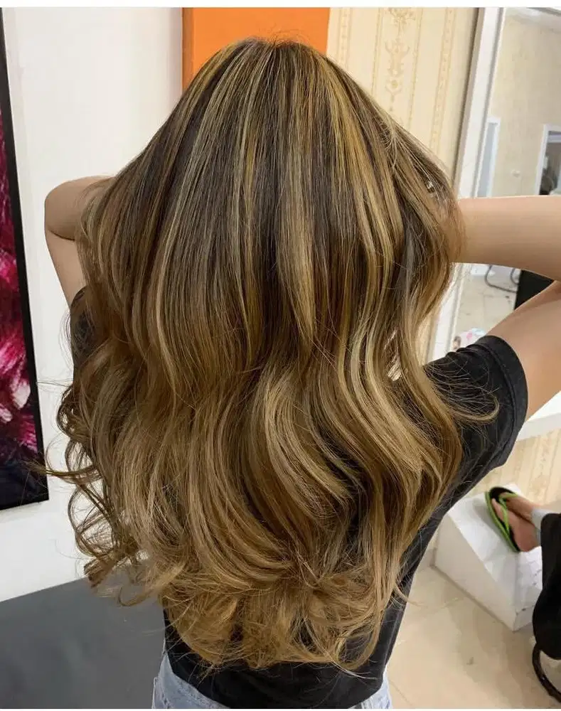 Di butuhkan karyawan Salon